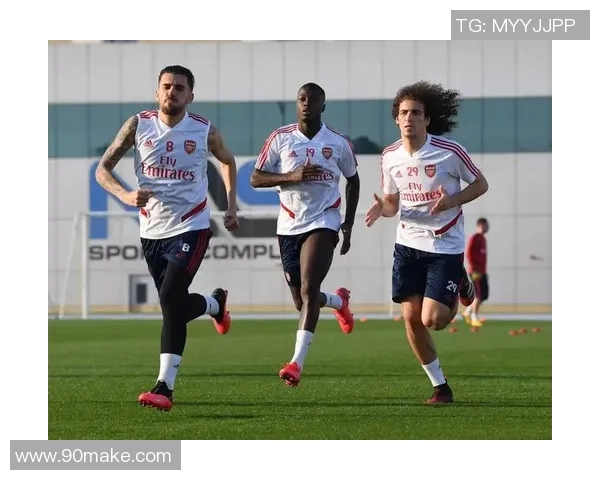 印度超泰坦与东北联的激烈对决引发球迷热议与期待