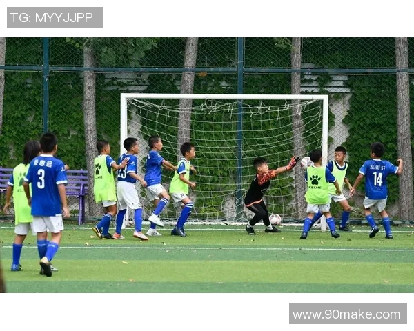 科斯塔的足球之路：从青训到世界舞台的辉煌历程与成长故事